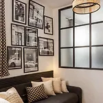 C Cozy Batignolles Apt, Metro Right At Your Doorstep Daire Paris