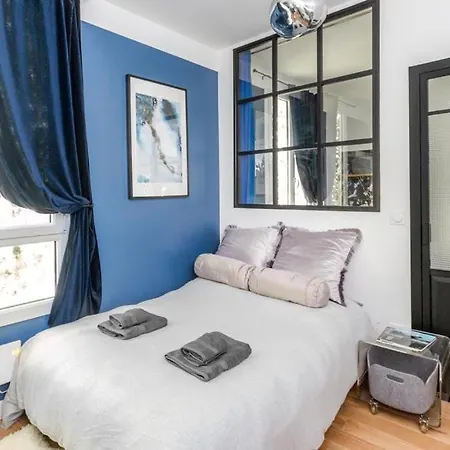 C Cozy Batignolles Apt, Metro Right At Your Doorstep * Párizs