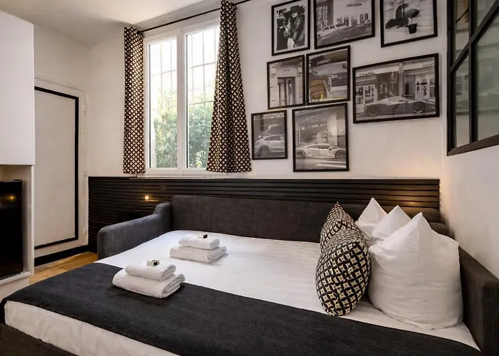 C Cozy Batignolles Apt, Metro Right At Your Doorstep Διαμέρισμα