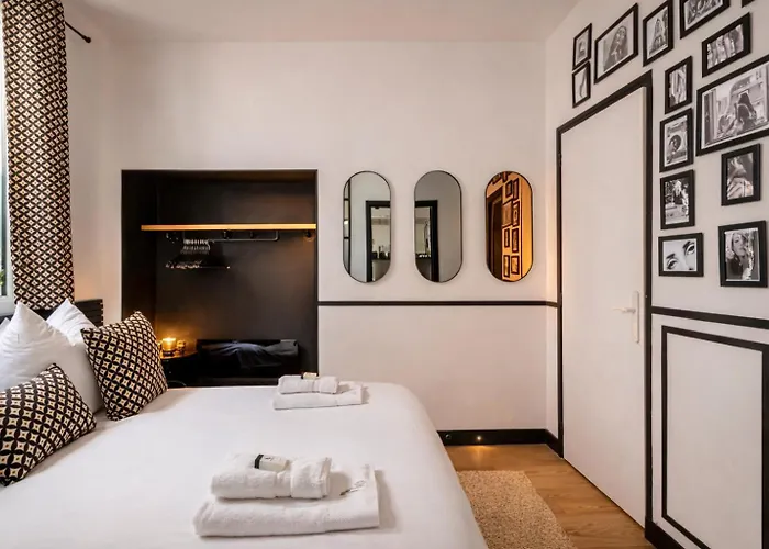 C Cozy Batignolles Apt, Metro Right At Your Doorstep Παρίσι