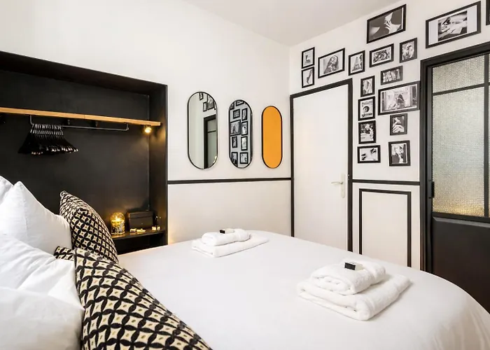 C Cozy Batignolles Apt, Metro Right At Your Doorstep Διαμέρισμα Παρίσι